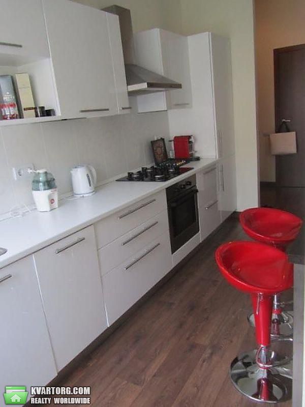 Rent out 2-room apartment. Киев,  Антоновича — photo 5