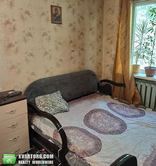 Sell 1-room apartment. Киев,  Метростроевская — photo 1