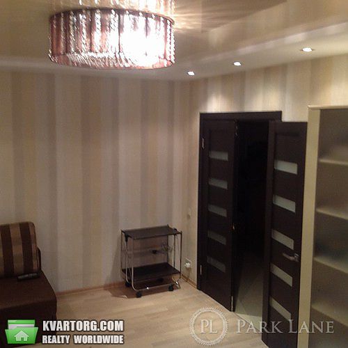 Sell 2-room apartment. Киев,  Урловская — photo 3