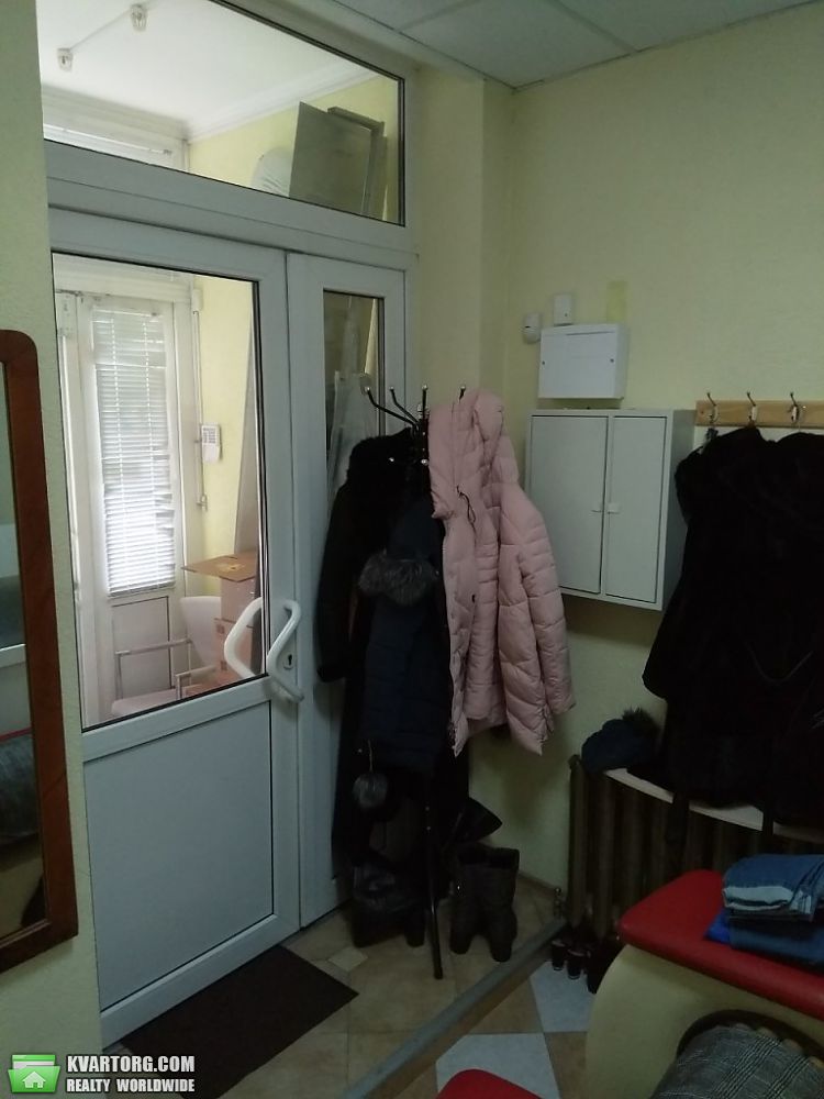 Rent out office. Киев, Драгоманова — photo 10