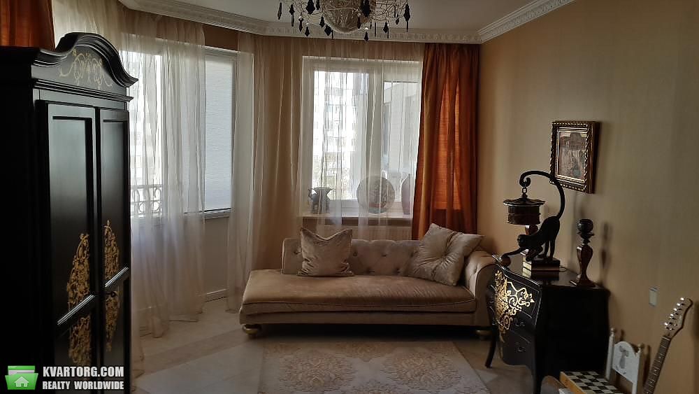 Rent out 3-room apartment. Киев,  Героев Сталинграда пр — photo 3