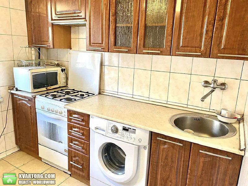 Sell 3-room apartment. Киев,  Победы пр — photo 1