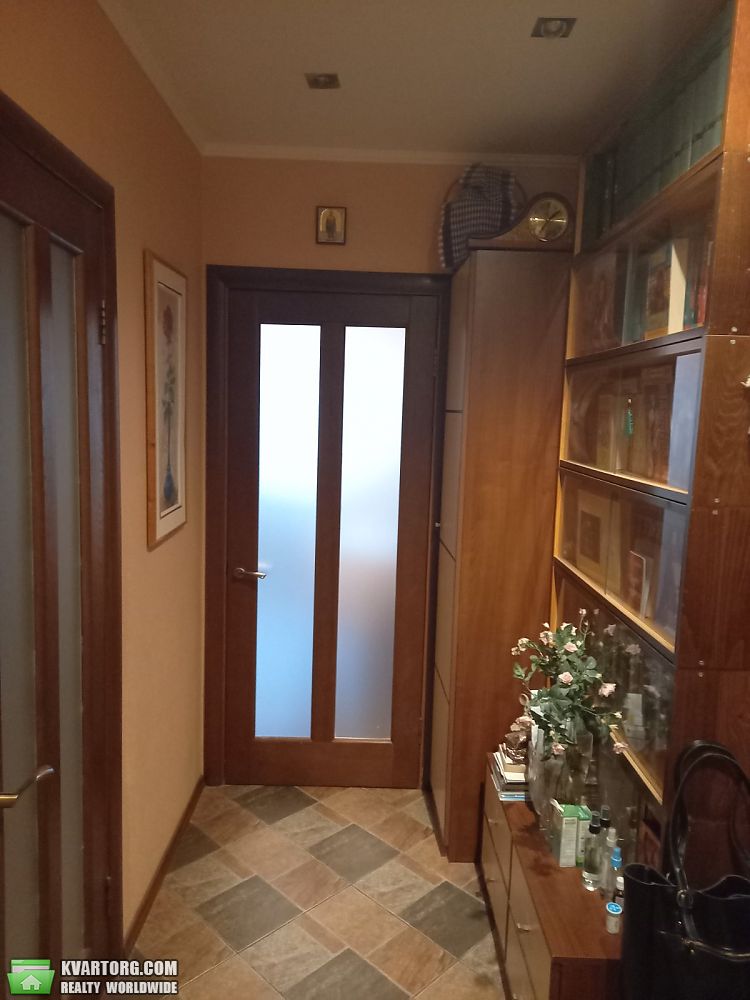 Sell 1-room apartment. Киев,  Лаврухина — photo 8