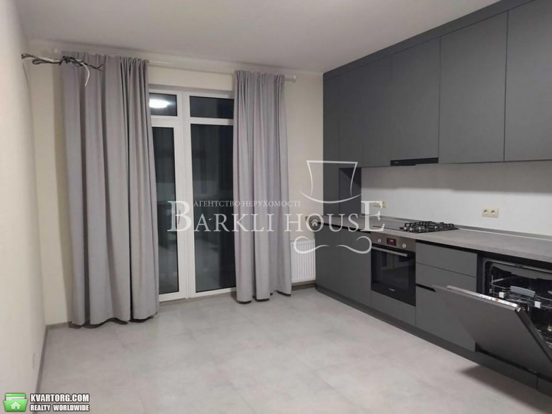 Rent out 3-room apartment. Киев,  Метрологическая — photo 2