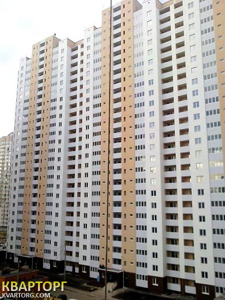Rent out 3-room apartment. Киев, Урловская — photo 1