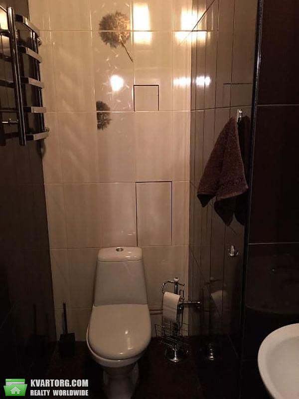 Rent out 2-room apartment. Киев,  Забилы — photo 7