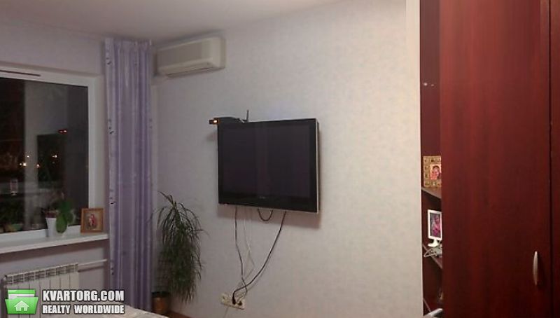 Sell 3-room apartment. Киев,  Лисковская — photo 4