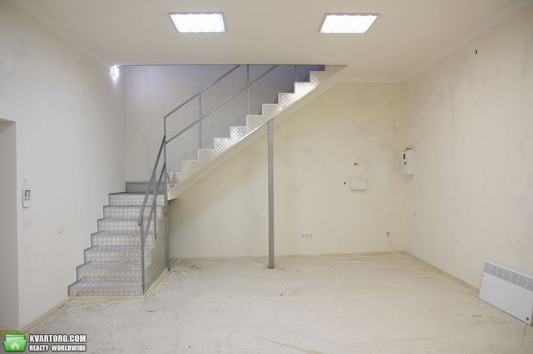Rent out house. Киев,  Автозаводская — photo 4