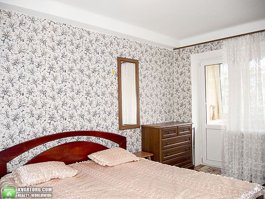 Rent out 2-room apartment. Киев,  Леси Украинки бул — photo 2