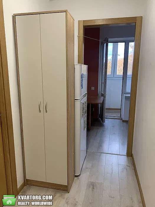 Rent out 1-room apartment. Киев, Жолудева — photo 3