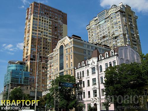 Sell 2-room apartment. Киев,  Жилянская — photo 1
