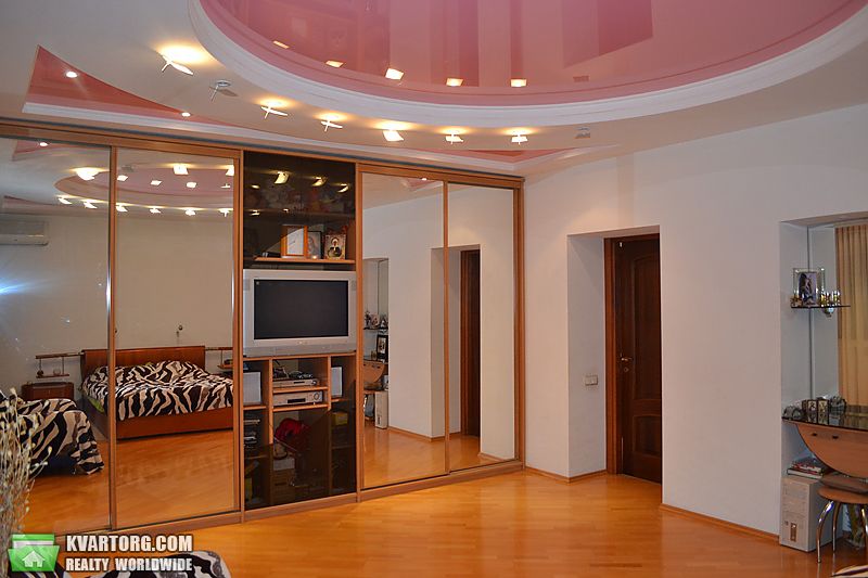 Sell 4-room apartment. Днепропетровск, Клары Цеткин — photo 5