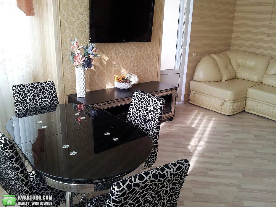 Rent out 2-room apartment. Киев,  Ахматовой — photo 4