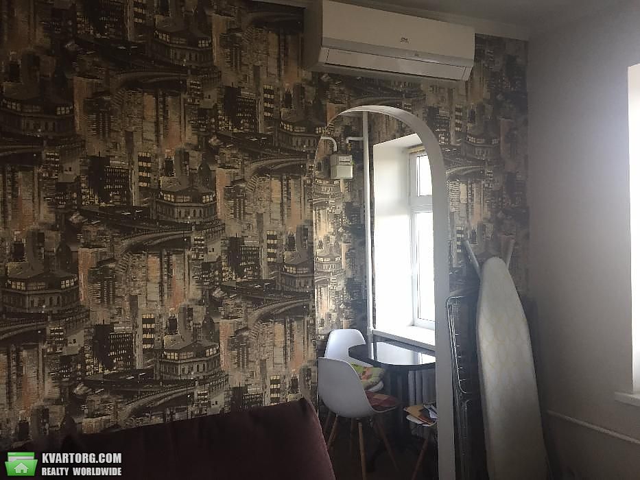Sell 2-room apartment. Киев,  Набережно-Луговая — photo 4