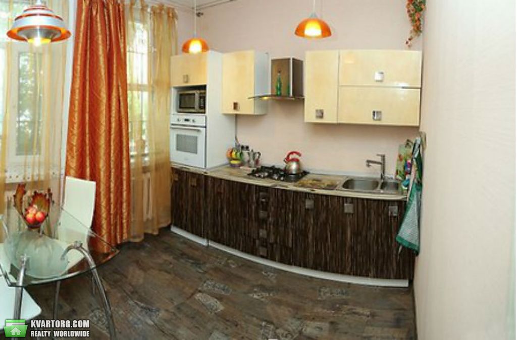 Rent out 2-room apartment. Киев,  Братская — photo 2