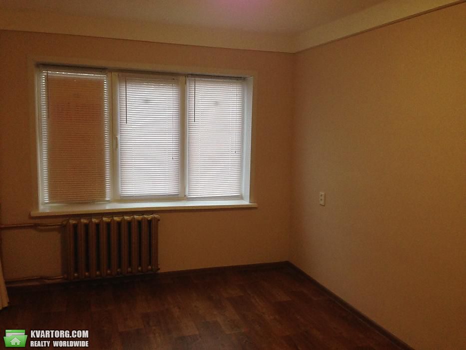 Sell 2-room apartment. Киев,  Труда бул — photo 1