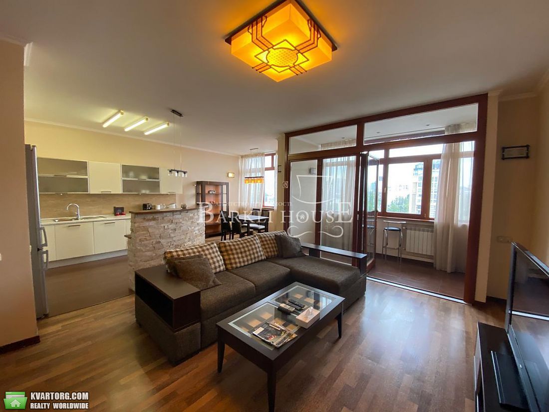 Rent out 4-room apartment. Киев,  Саксаганского — photo 1