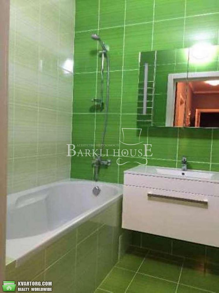 Rent out 3-room apartment. Киев, Сикорского — photo 7
