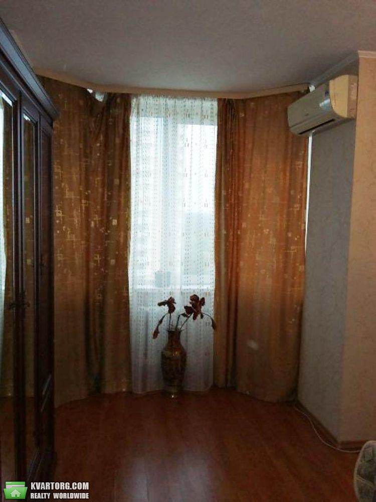 Rent out 2-room apartment. Киев,  Победы пр — photo 5