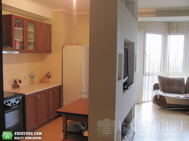 Sell 1-room apartment. Киев,  Волынская — photo 8