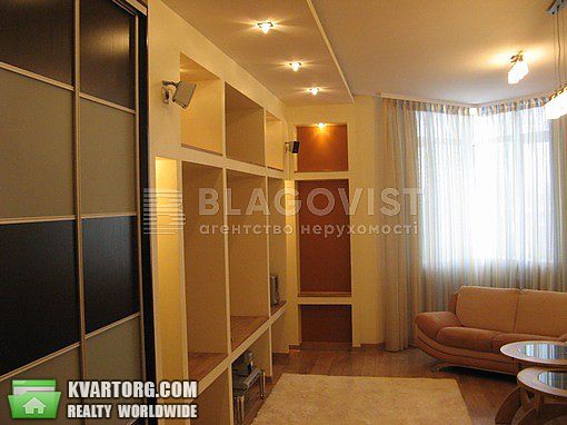 Rent out 2-room apartment. Киев,  Щорса — photo 3