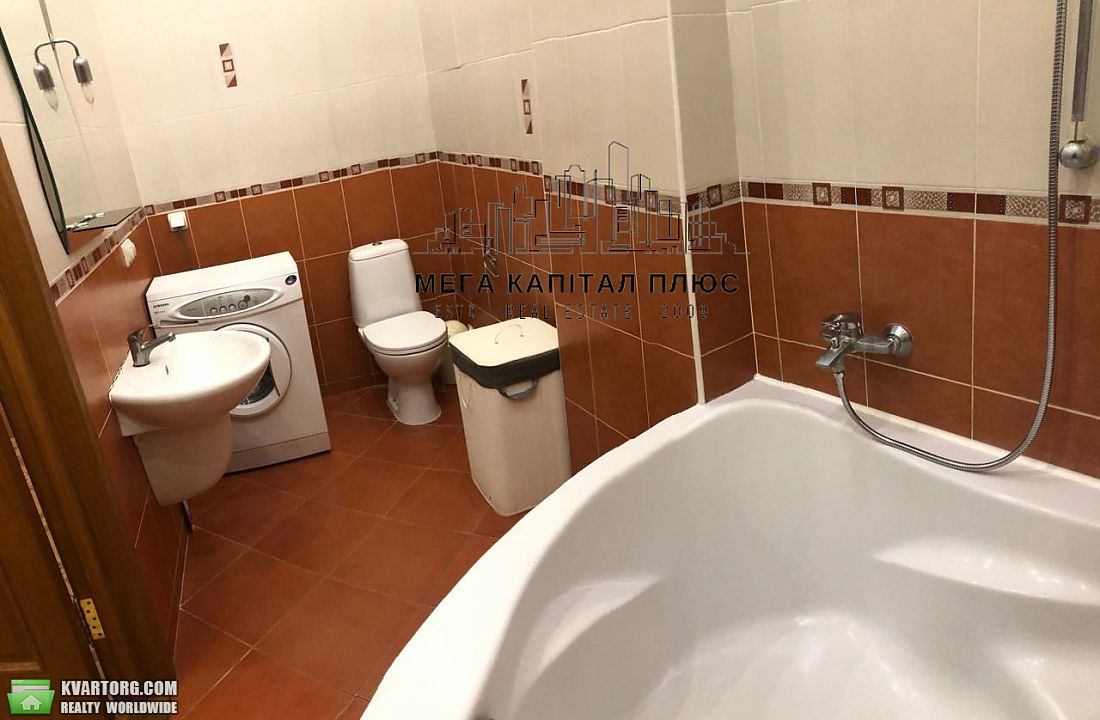 Rent out 2-room apartment. Киев,  Жилянская — photo 6