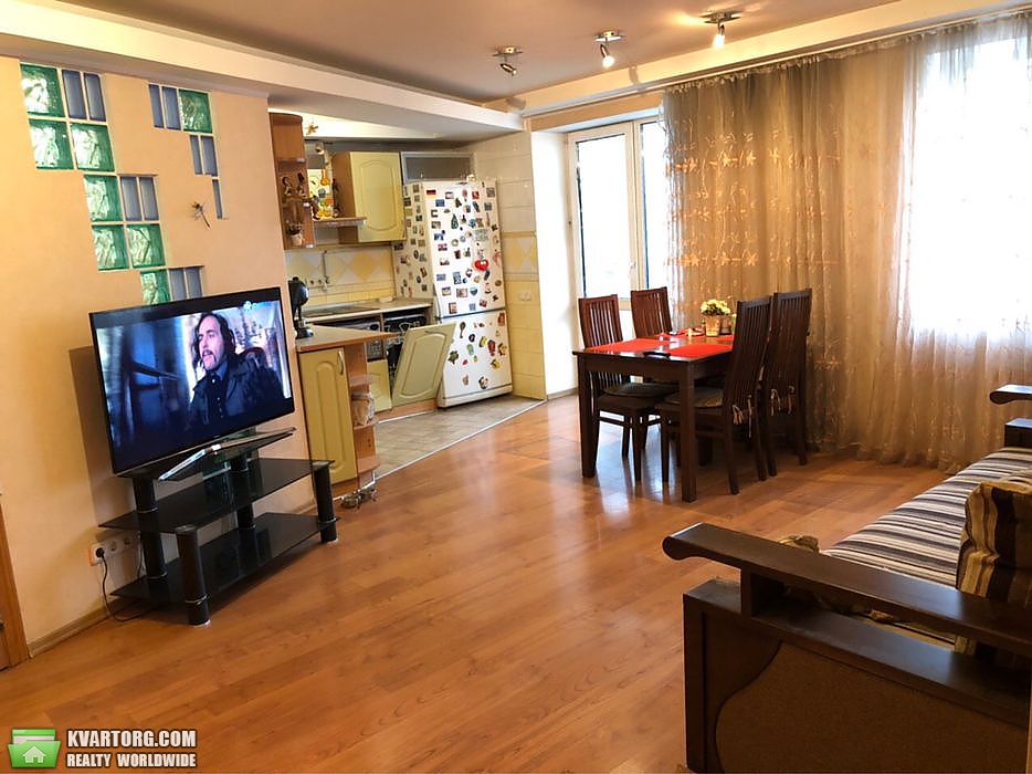 Sell 3-room apartment. Киев,  Оболонский пр — photo 1