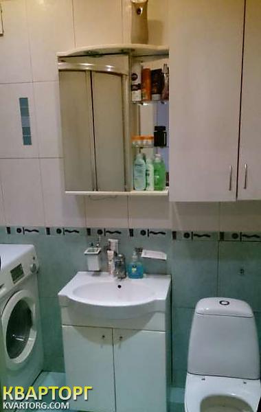 Sell 1-room apartment. Киев, Набережно Корчеватская — photo 2