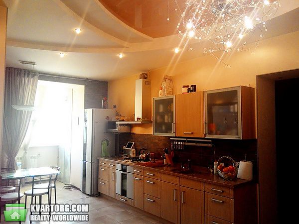 Sell 3-room apartment. Одесса,  Тополевая — photo 1