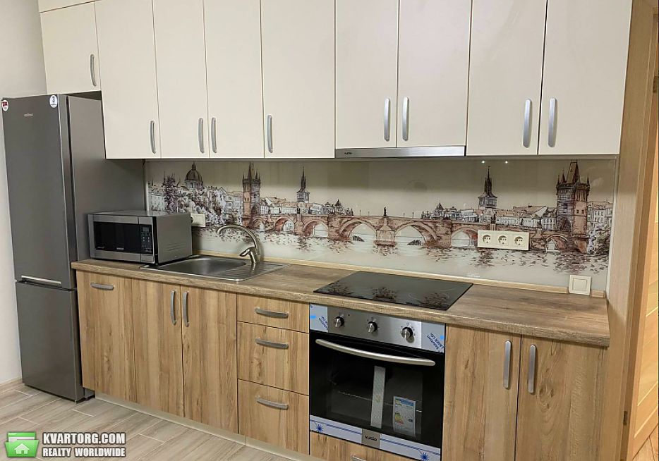 Rent out 3-room apartment. Киев,  Богдановская — photo 9