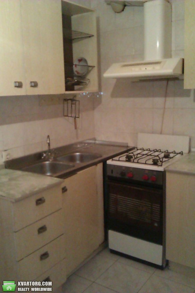 Sell 3-room apartment. Киев,  Маяковского — photo 1