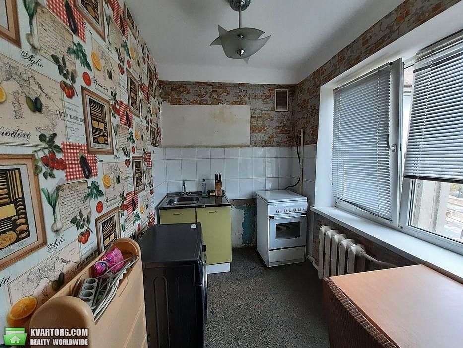 Sell 2-room apartment. Киев,  Фрунзе — photo 4