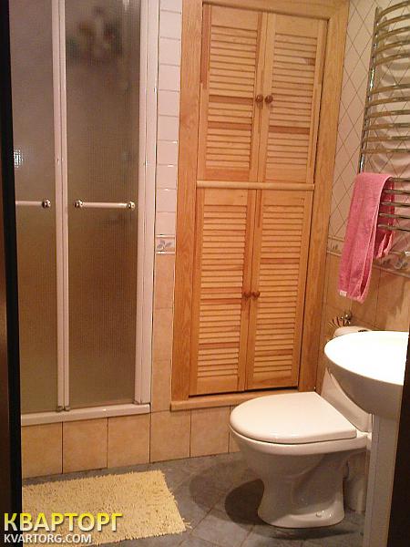 Rent out house. Киев, лесная — photo 3
