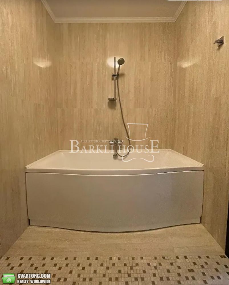 Rent out 3-room apartment. Киев,  Урловская — photo 10