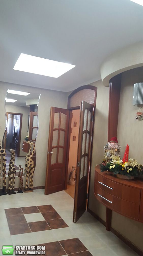 Rent out 3-room apartment. Киев,  Автозаводская — photo 5