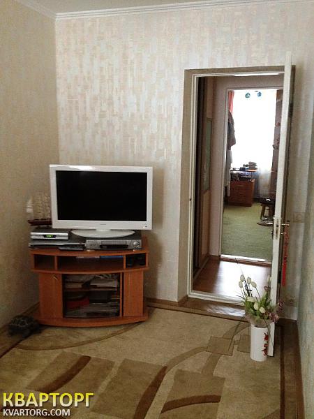 Rent out 3-room apartment. Киев,  Шамрыло — photo 5