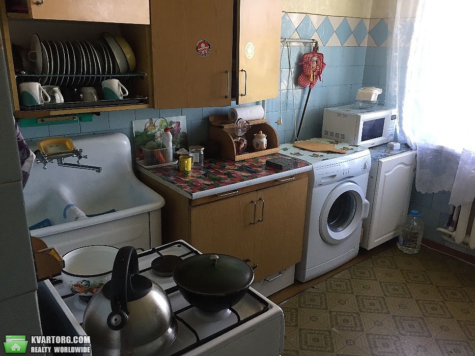 Sell 2-room apartment. Киев,  Комарова — photo 1