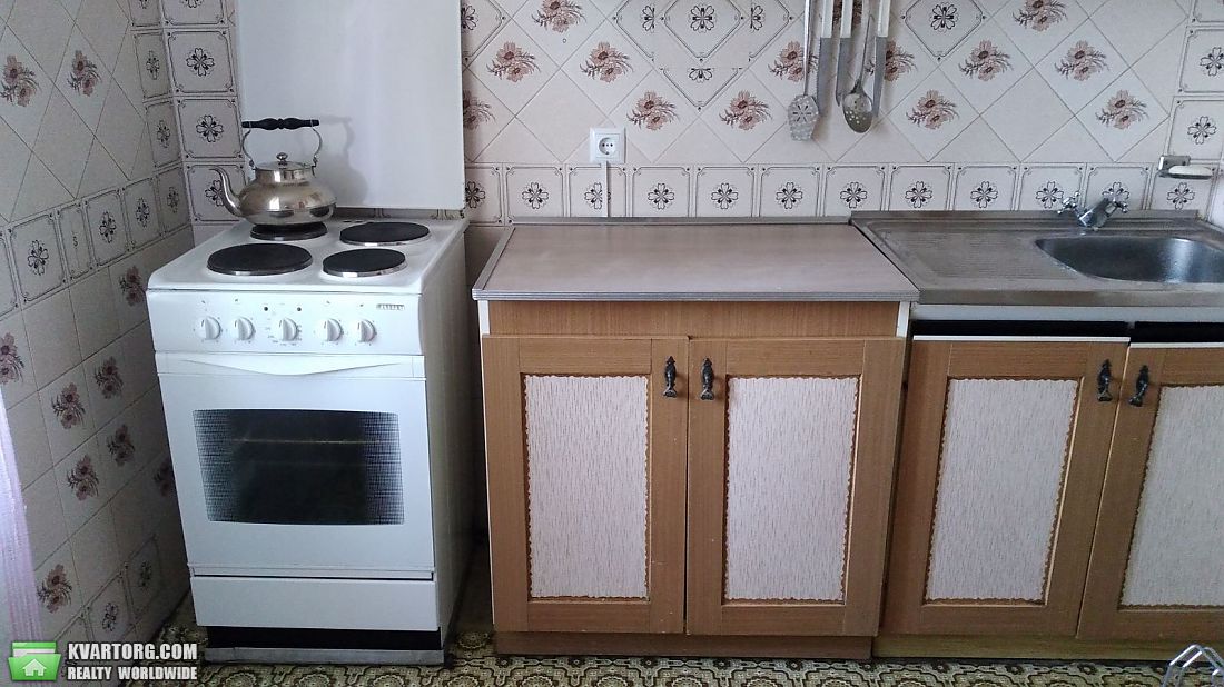Rent out 1-room apartment. Киев,  Радужная — photo 2