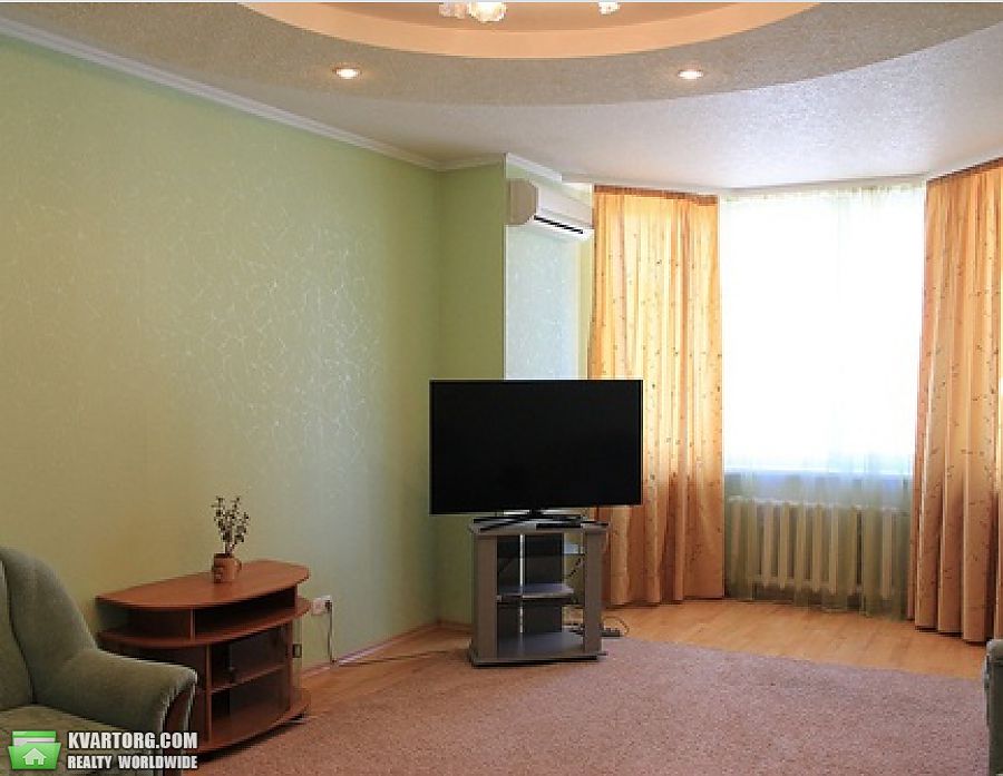Rent out 3-room apartment. Киев,  Ахматовой — photo 1
