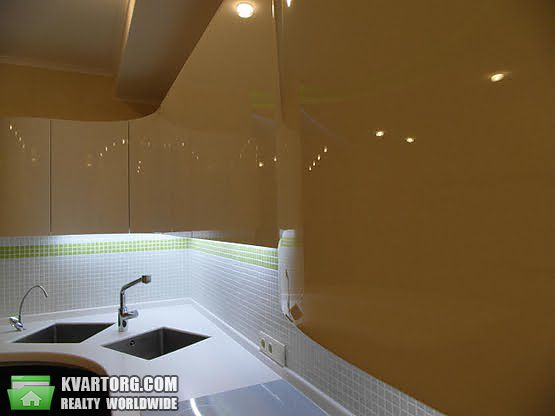 Sell 3-room apartment. Киев,  Вышгородская — photo 3