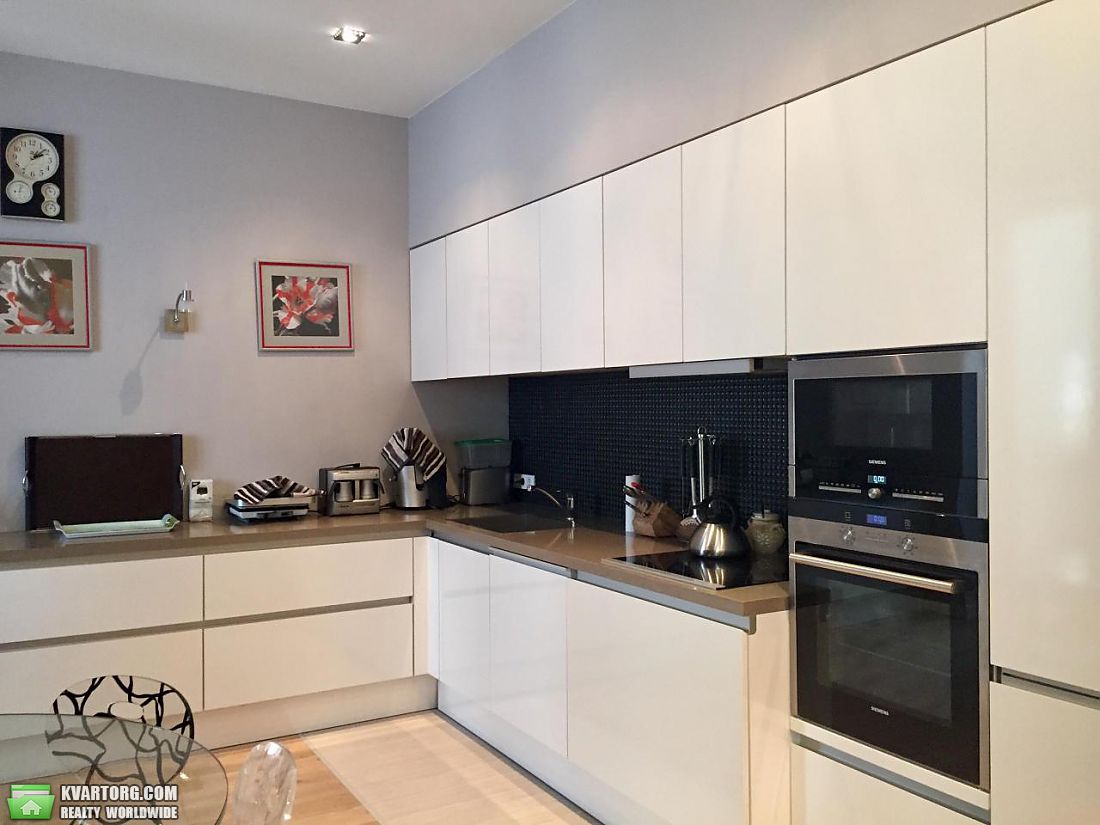 Rent out 3-room apartment. Киев,  Черновола — photo 9