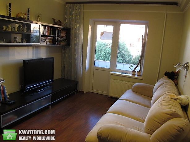Sell 3-room apartment. Киев,  Братиславская — photo 1