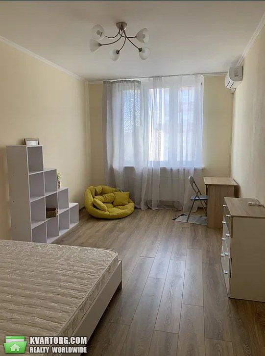 Rent out 1-room apartment. Киев,  Ясиноватский пер — photo 5