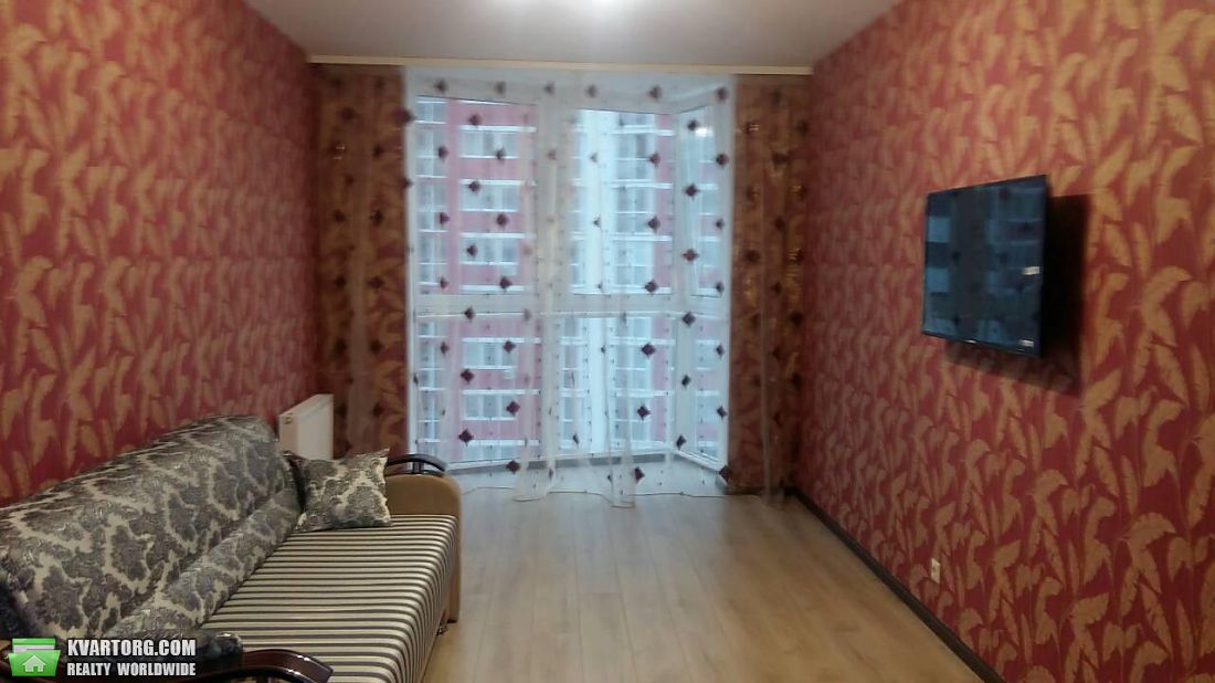 Rent out 2-room apartment. Киев,  Драгоманова — photo 5