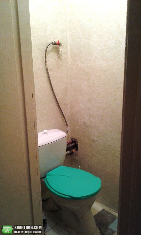 Rent out 2-room apartment. Киев,  Воздухофлотский пр — photo 8