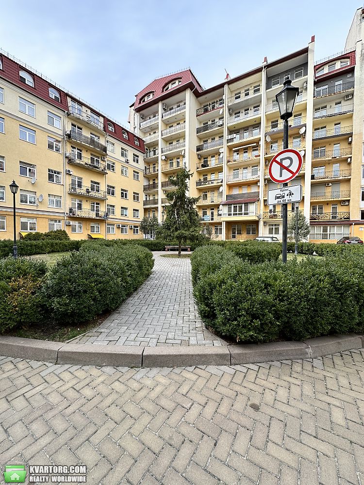 Sell 2-room apartment. Киев, Лобановского — photo 1