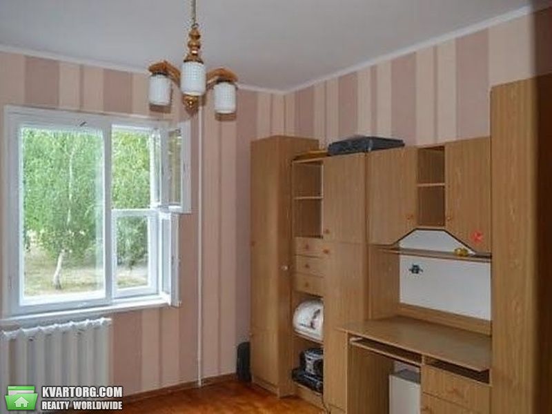 Sell 3-room apartment. Киев,  Чернобыльская — photo 1