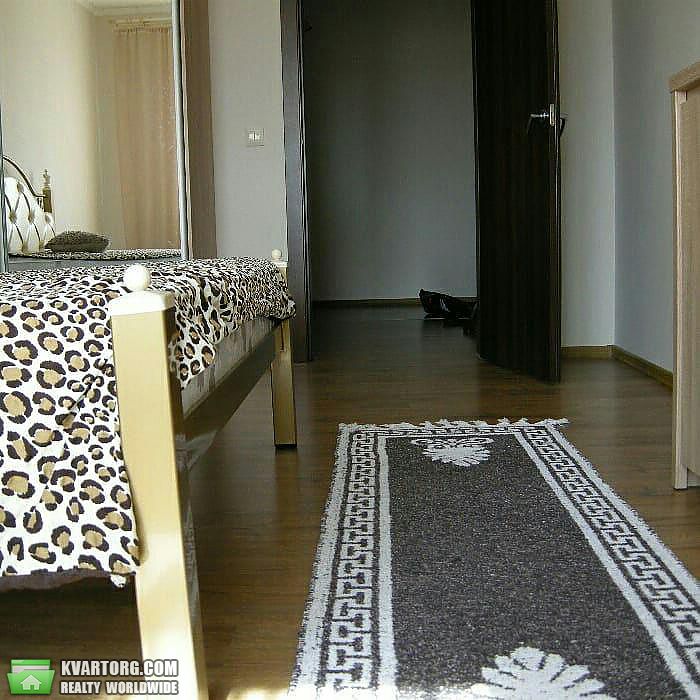 Rent out 2-room apartment. Киев,  Науки пр — photo 9