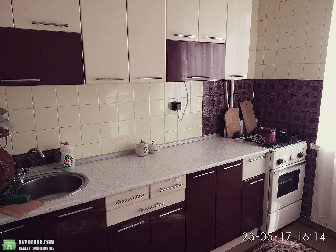 Sell 2-room apartment. Киев,  Героев Днепра — photo 1