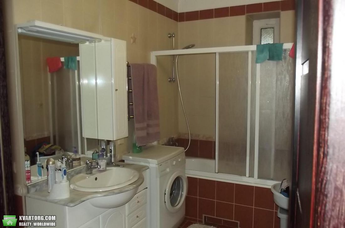 Rent out 2-room apartment. Киев,  Тургеневская — photo 6